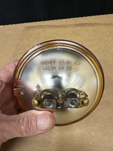 Wagner Sealed Beam Off Road Lighting 4415A Fog, Auto 12 Volts - Picture 4 of 4