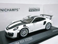 Minichamps 1/43 Porsche 911 GT2 RS Weissach Package (White) Silver Rims 2018 EU