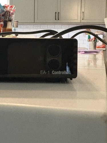 Control4 EA-1 C4-EA1-V2 Home Automation Processor Hub & Controller 1 Zone V2 NIB - Picture 2 of 4