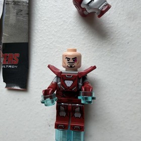 LEGO Marvel: Silver Centurion (5002946)