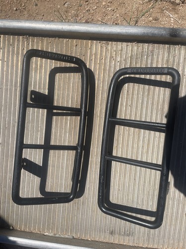 2003 2004 HUMMER H2 TAIL LIGHT GUARD BEZEL MOLDING LEFT & RIGHT SET OEM 03 04