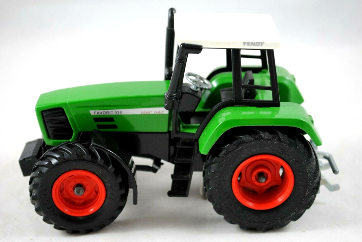 ミニカー FENDT 516 Vario 1:32 Fendt 516 Vario With 4X80 CargoProfi Frontloader Tractor 1