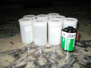 LOT-of-9-ROLLS-OF-FUJICOLOR-SUPER-HQ-200-ASA-CA135-24-C41-COLOR-PRINT-EXPIRED