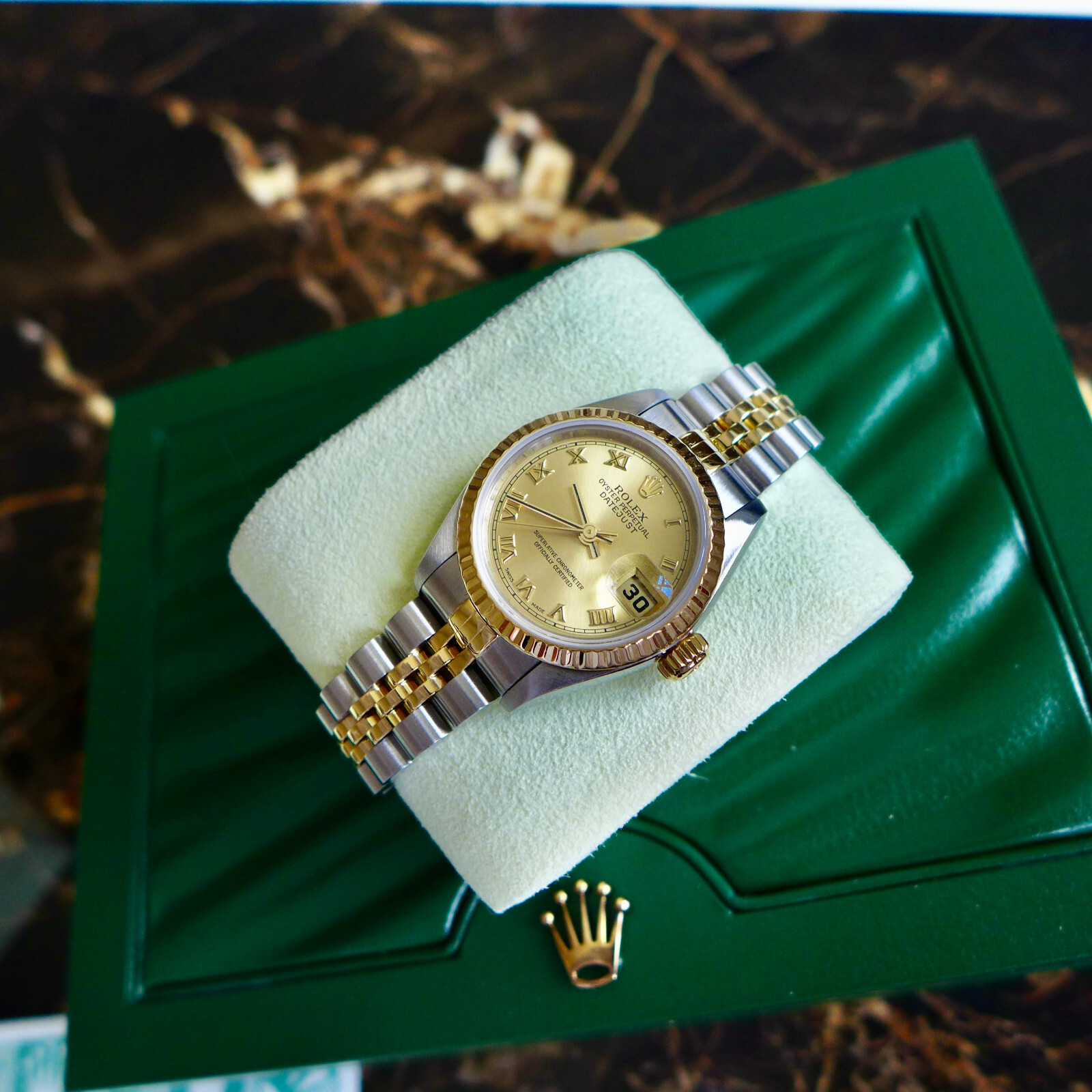 A STUNNING ROLEX DATEJUST IN STAINLESS