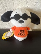 Hallmark Itty Bittys Peanuts SNOOPY JOE COOL 4.5" Collectible PLUSH New Tag