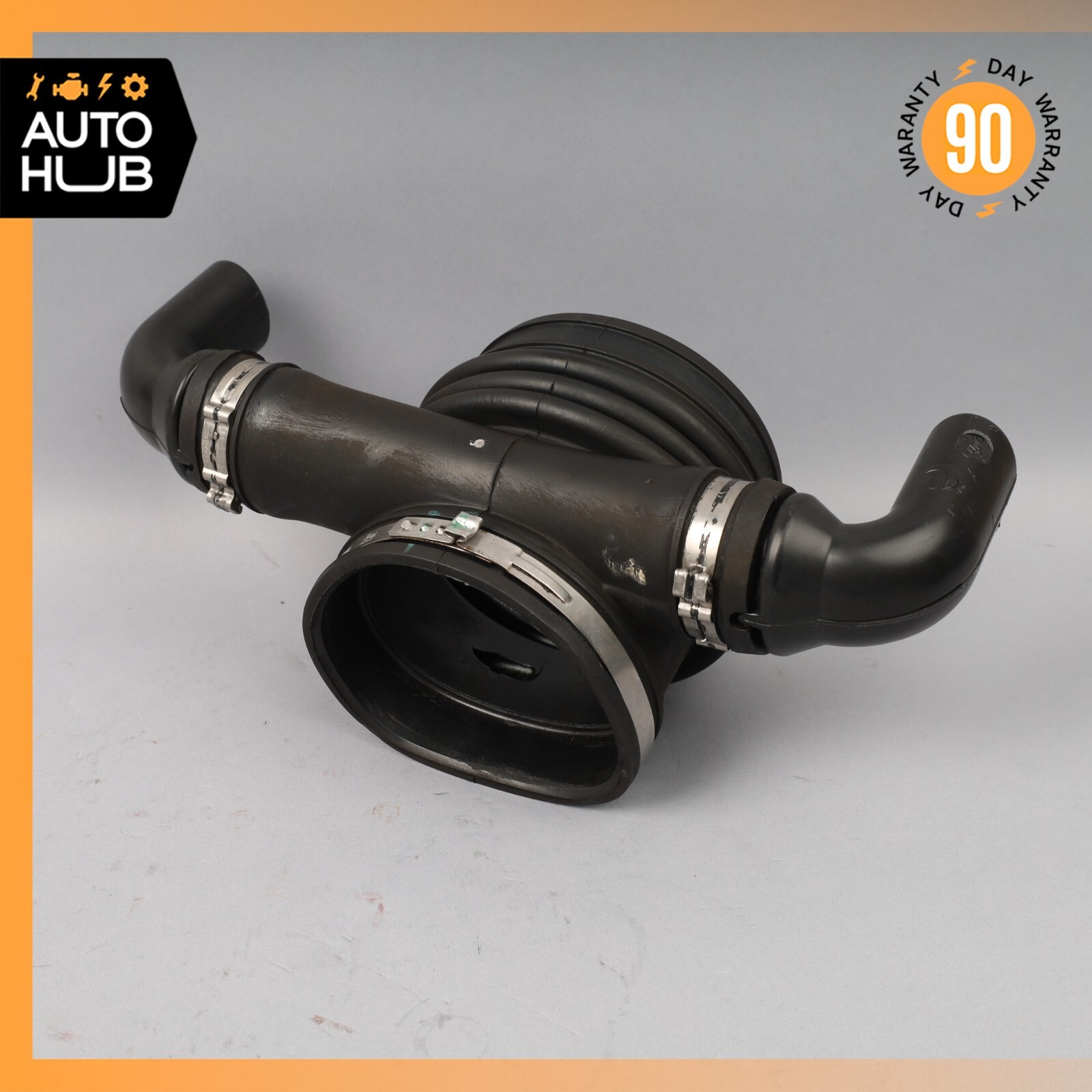 04-19 Maserati Quattroporte GranCabrio F136 Air Intake Duct Pipe Hose 215889 OEM