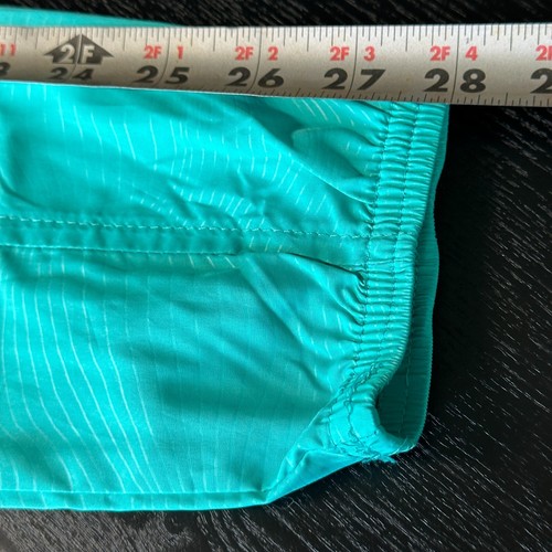 Chaqueta ASICS - Talla Pequeña - Cortavientos y Resistente al Agua - Imagen 10 de 12