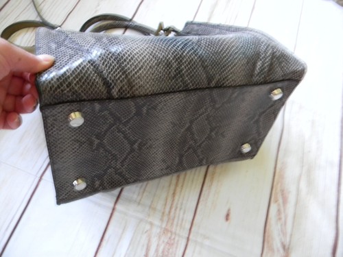 NEW G.I.L.I. ITALIAN LEATHER EXOTIC WINGED OLIVE GREEN/SNAKE CONVERTIBLE TOTE - Picture 3 of 9