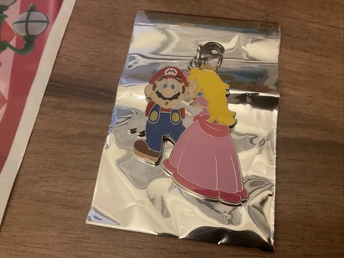 Official Nintendo World Charm Key Universal Studio Japan Bag Gift Princess Peach - Picture 8 of 12
