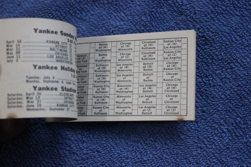 1961 New York Yankees American League booklet baseball schedule (Mantle, Maris) - Picture 4 of 6