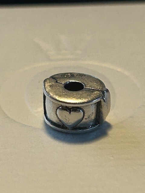 Foto 9 di 10