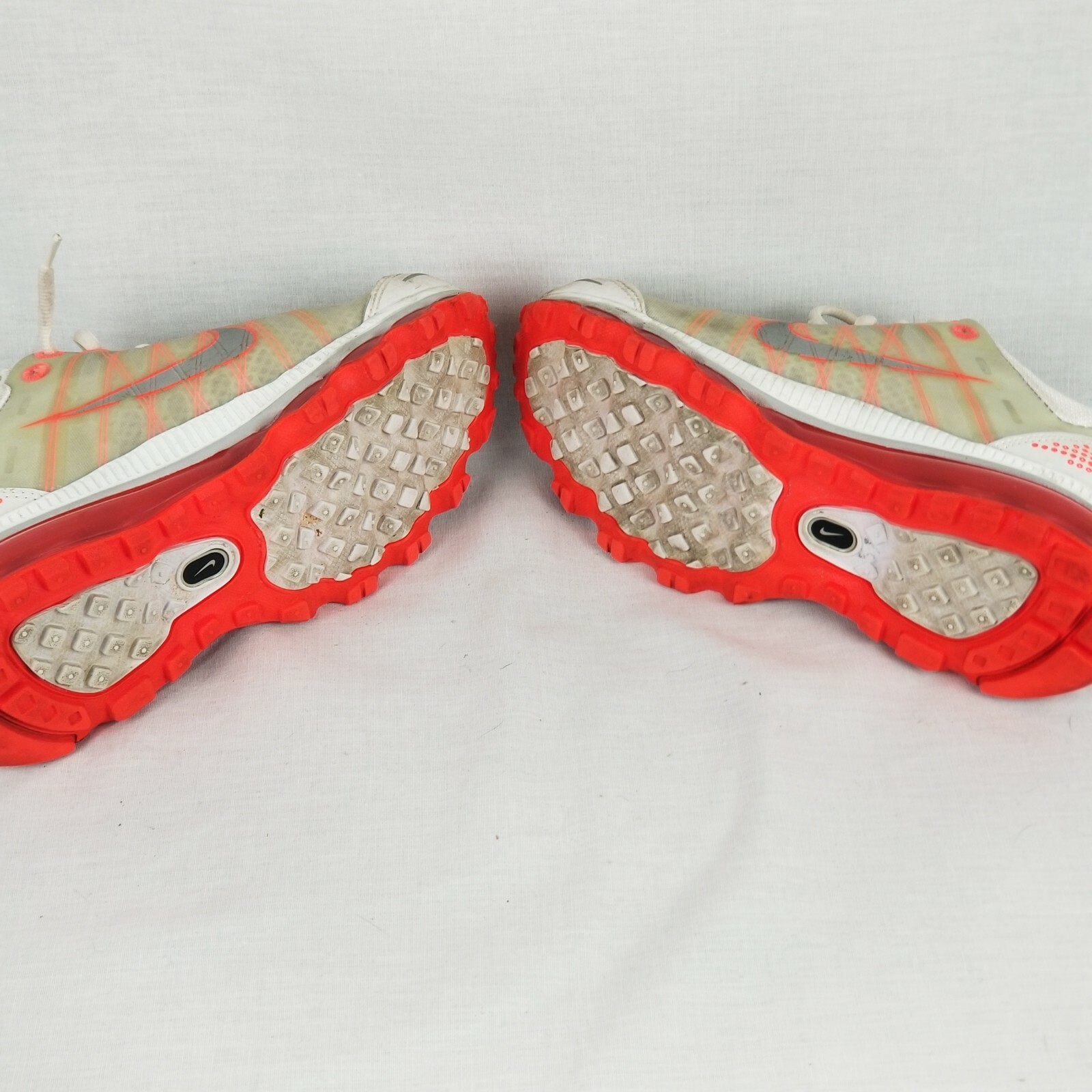 Nike Airmax SZ SZ SZ 7 White Metallic Silver Neon orange Athletic shoes 476784-107 3f82e4 Nike Airmax SZ SZ SZ 7 White Metallic Silver Neon orange Athletic shoes 476784-107 3f82e4