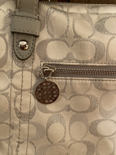 Coach F18378 Grey/White. Lining Lilac Color. - Picture 4 of 7
