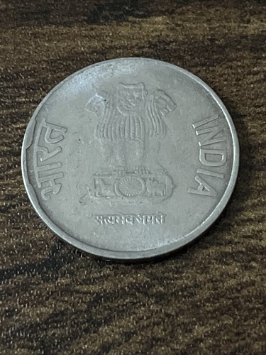 India 2011 2 Rupees Stainless Steel Coin Asoka column Actual Coin TK5834* - Picture 2 of 3