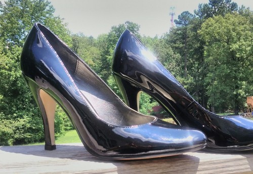 Steve Madden Mujer Talla -8M-Clásico Redondos Negro Brillante Cuero Patente Tacones Altos - Imagen 3 de 9