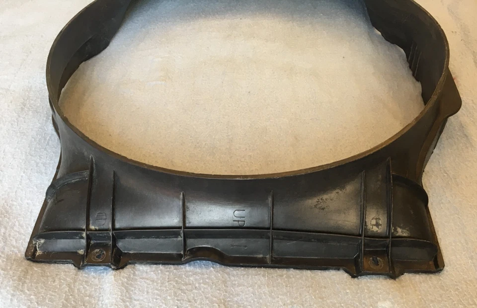 Cubierta del ventilador del radiador Mopar 1976 Plymouth Fury Dodge Charger Coronet con 400, 440 Foto 4 de 4