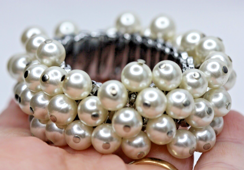 Vintage Japan Silver Tone Faux Pearl Bead Cha Cha Stretch Bracelet - Picture 5 of 12