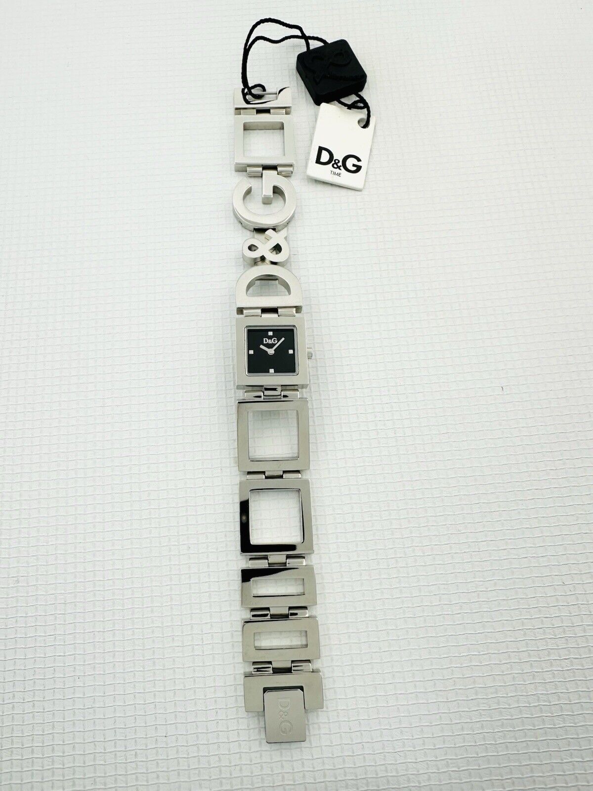 Foto 14 di 24