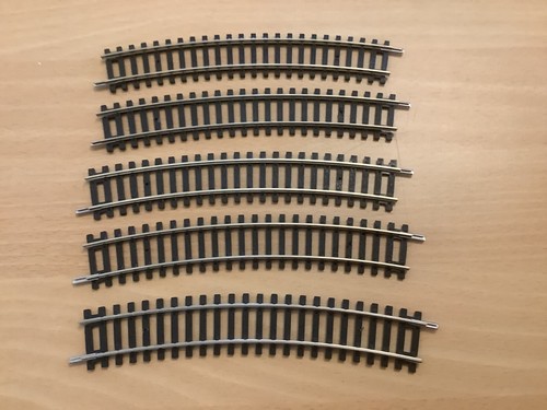Hornby 00 Gauge R606 Nickel Silver Short Curves x5