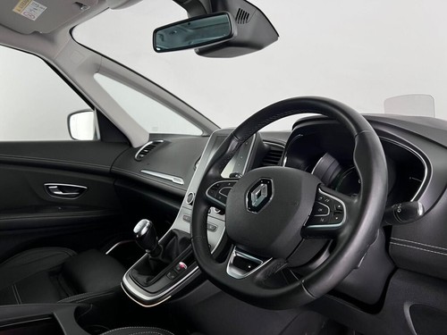 2017 Renault Grand Scenic 1.2 TCe Signature Nav Euro 6 (s/s) 5dr MPV Petrol Manu - Picture 14 of 24