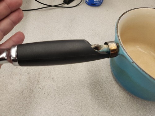 Juego de mango de plástico negro Le Creuset con mango de madera varilla + percha - Imagen 2 de 2
