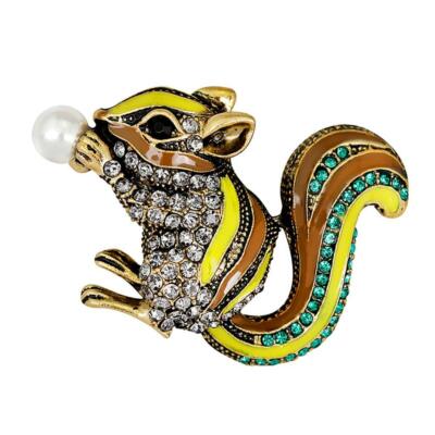 Glänzende Kristall Strass Emaille niedliche Eichhörnchen Brosche Anstecknadel für Frauen Schmuck
