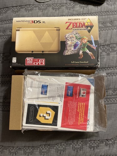 Nintendo 3DS XL Zelda A Link Between Worlds Limited Edition Box/inserts Only !! - Picture 1 of 9