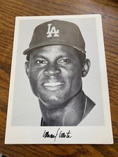 Autographed Manny Mota Los Angeles Dodgers 7