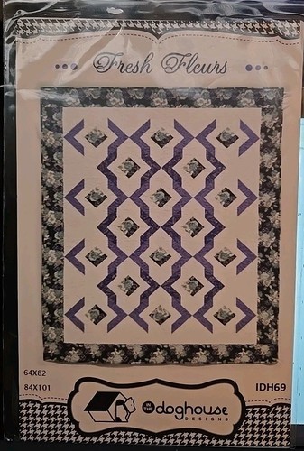Fresh Fleurs Fussy Cut 5" Squares Quilt Pattern in 2 Sizes NEW - Picture 1 of 2