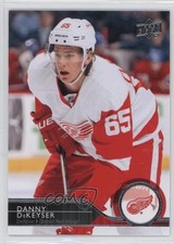 2014-15 Upper Deck Danny DeKeyser #71 t3w