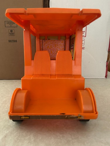 Vintage Mattel Barbie Country Camper - sold as is. - Picture 4 of 12
