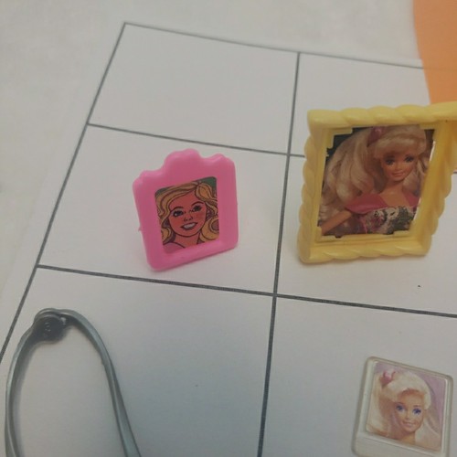 Barbie Doll Lot Mixed Accessories Pictures Photographs Frames Cameras Parts a115 - Picture 2 of 13