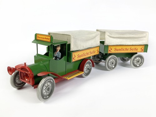 Lot 2509042 Tucher & Walther T 265 Lastwagen mit Anhänger + Fahrer - Sunlicht -