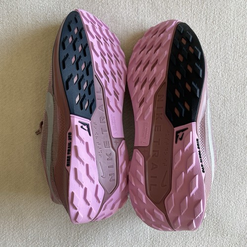 Nike Pegasus Trail 5 Grade School Talla 6 Zapatos para Correr Ciruela Polvo - Imagen 11 de 11