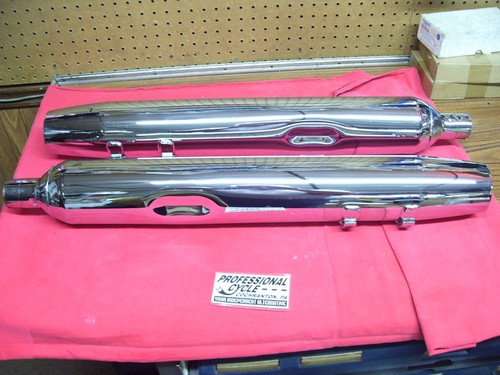 Harley Davidson 2014 FLHTK 09-16 Touring Decent Pair OEM Slip-On Mufflers - Picture 2 of 15