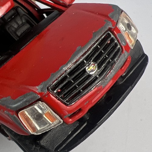 Original 2002 CADILLAC ESCALADE RED 1:24 Scale Good Condition - Picture 8 of 12