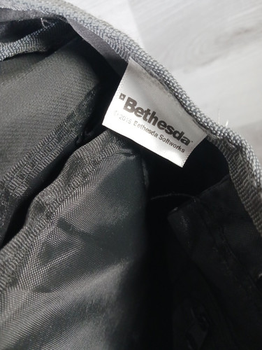 Borsa Messenger Fallout Vault Tec Bethesda Fallout 3 Promo Merchandise 2015 - Foto 18 di 24