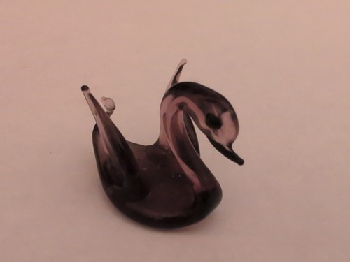 Vintage Miniature Glass Swan Figurine Clear/Light Purple Hand Blown Art Glass - Picture 2 of 24