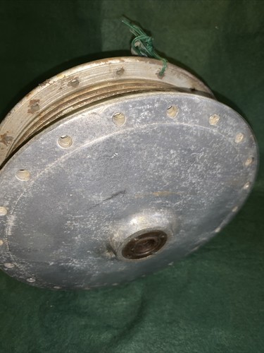 Norton 8” Front Wheel Hub ES2 International Used - Picture 3 of 3
