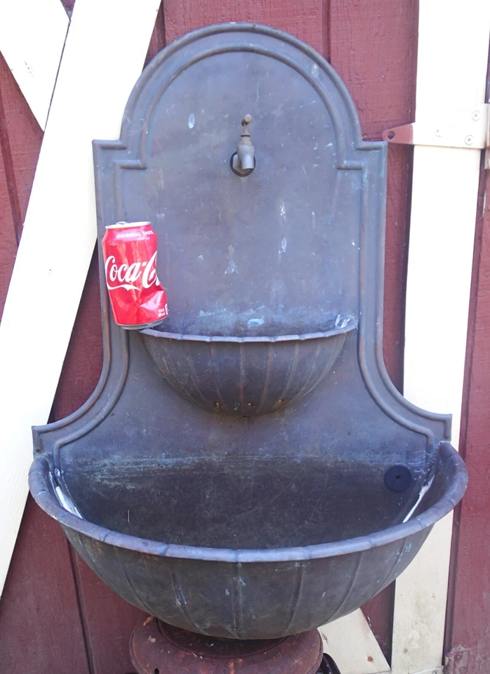 ANTIGUO HOGAR ARTE DE PARED JARDÍN FUENTE DE AGUA LAVABO FREGADERO GRIFO COBRE LATÓN METAL Foto 3 de 4