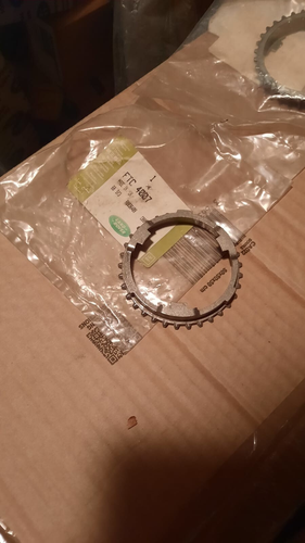 Range Rover Classic NOS LT77 gearbox syncro 1st & 2nd gear baulk ring - FTC4007 - Picture 2 of 3