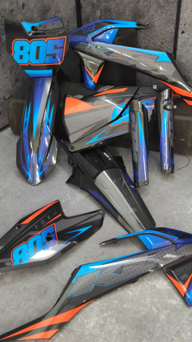 Plásticos + Gráficos KTM SX85 2018-2024 SX 85 aplicados | Número de carrera personalizado - Vídeo 1 de 1