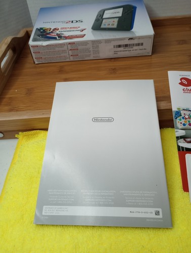 Nintendo 2DS Mario Kart 7 Electric Blue BOX ONLY with lnserts NO Console or Game - Picture 6 of 16