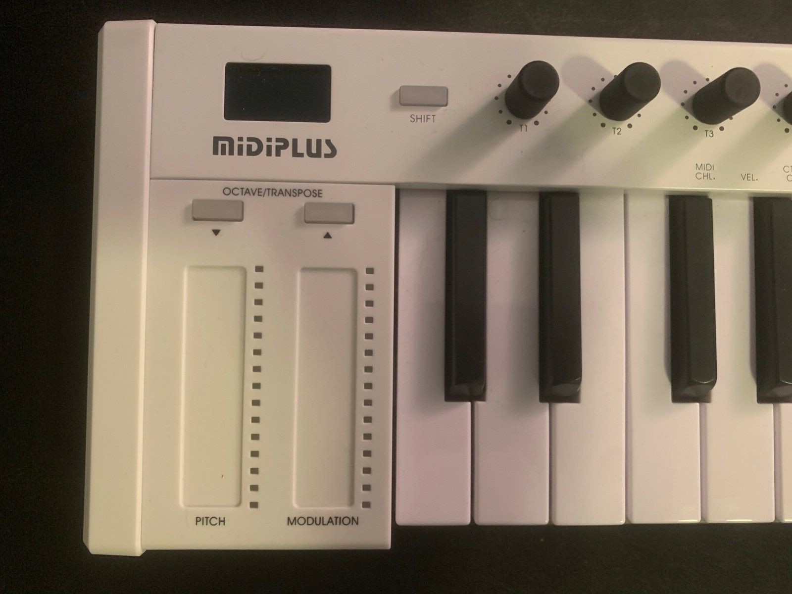 Midiplus studio pro otg. Midi-клавиатура korg k61p. midiplus mk 32. midiplus studio 2 pro otg. midiplus x pad.