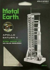 Fascinations Metal Earth US Apollo Saturn V w/ Gantry 3D Steel Model Kit MMS167