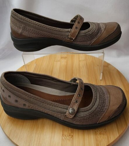 Bare Traps Shoes Women Size 8.5 M Brown Mary Jane Slip on - Picture 2 of 8