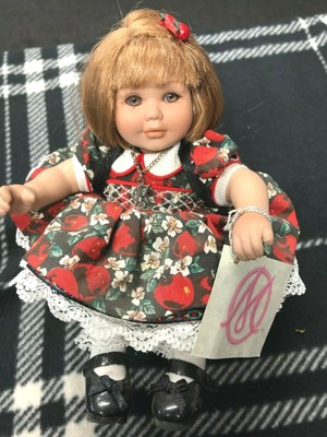 apple annie doll