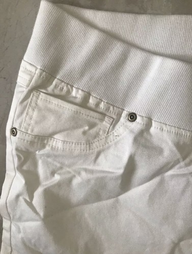 Size L Pumpkin Patch Maternity Short - Picture 4 of 7