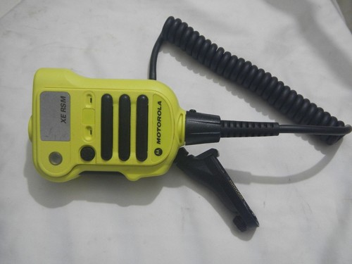 used Motorola NNTN8203A Yellow Remote Spker Microphone RSM APX8000 APX7000 6000 - Zdjęcie 2 z 6