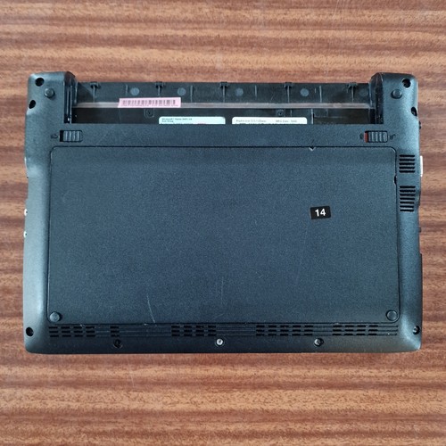 Acer Aspire One 533-13Dww ,Intel Atom, 10.1 ", NO HDD,CRACKED SCREEN,NO BATTERY - Picture 12 of 16